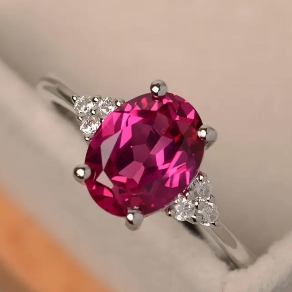 Elegant Pink Gemstone Silver Ring - Picture 2 of 5
